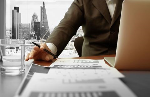How do I get a job in private equity in London