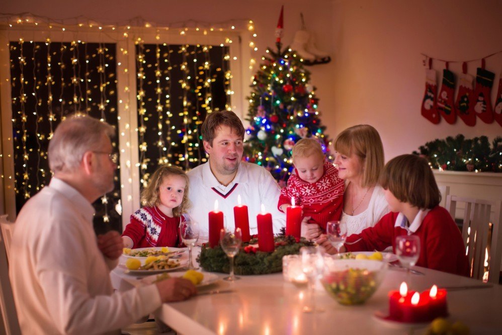 Simple Ways to Prepare Your Church for Christmas