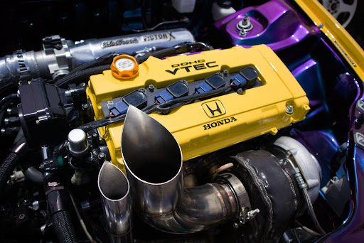 9 tips to Keep Your Car Engine in Good Condition