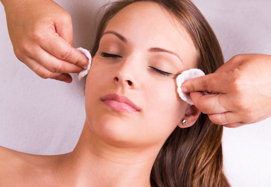 Top Benefits Of Opting For Chemical Peels